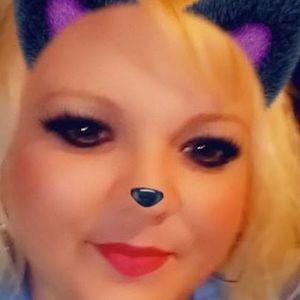 Meet your Posher, Haley joyce